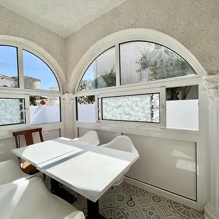 Requesens 63 - Immo Barneda Holiday home Empuriabrava