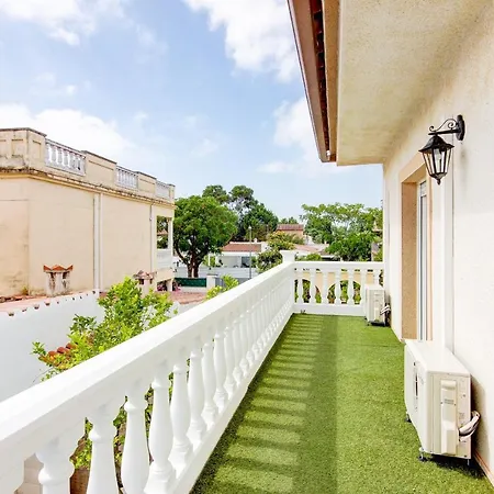 Requesens 63 - Immo Barneda Casa vacanze *