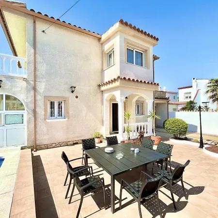 Requesens 63 - Immo Barneda Holiday home