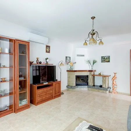 Requesens 63 - Immo Barneda Holiday home *